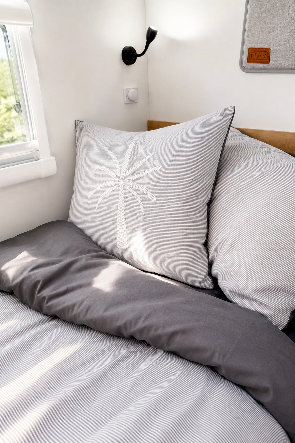 TIAV STAY PUT DOONA SET - BUNK