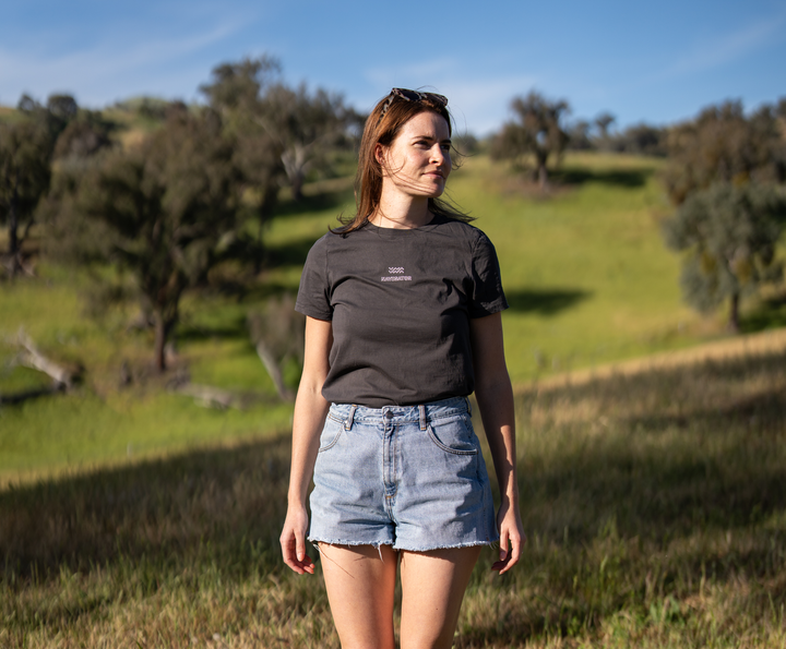 LADIES ICON TEE - FADED BLACK