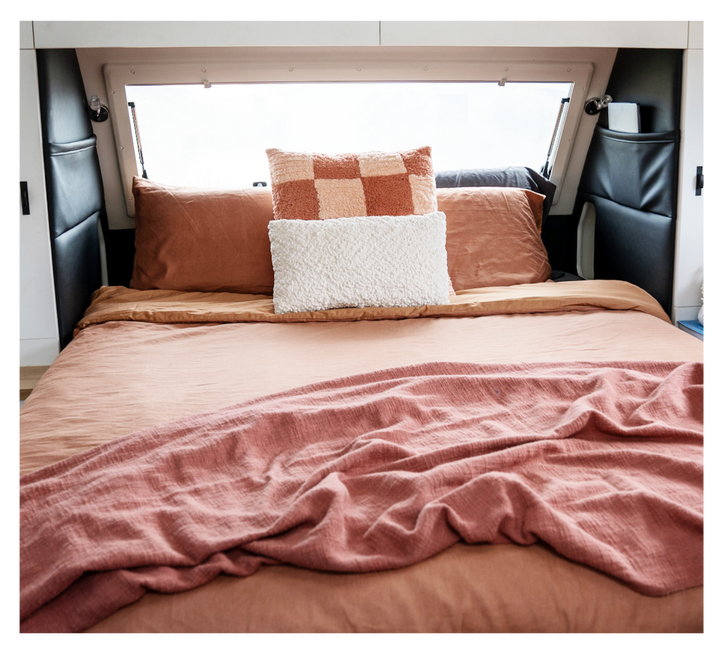 TIAV STAY PUT DOONA COVER SET - QUEEN (NO DOONA)