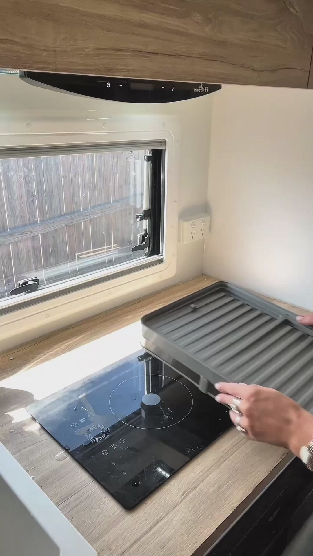 TIAV EXPANDABLE DISH RACK