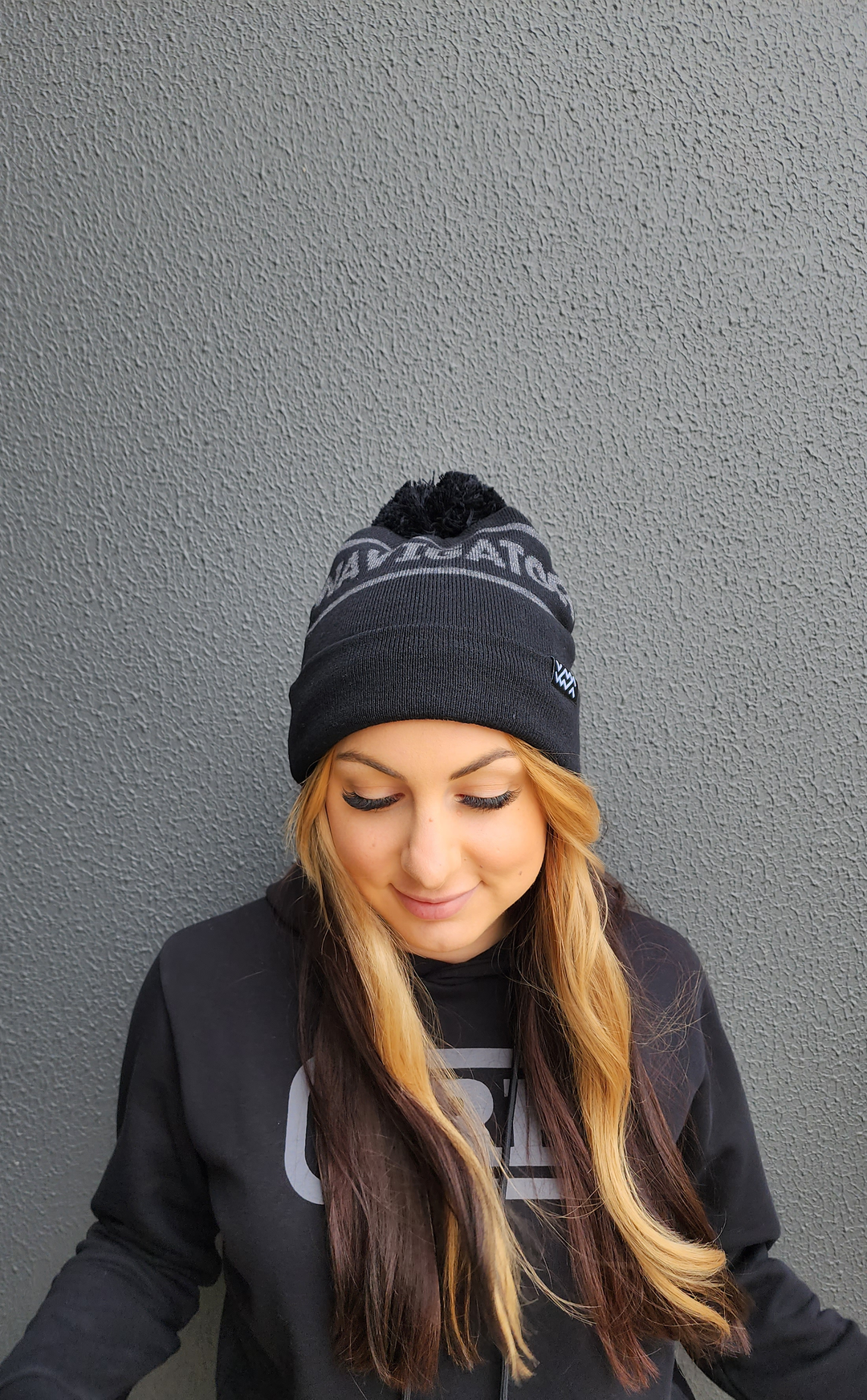 POM POM BEANIE – NavigatorGear